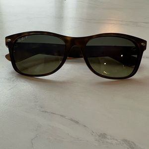 Ray-Ban Polarized - Tortoise Shell